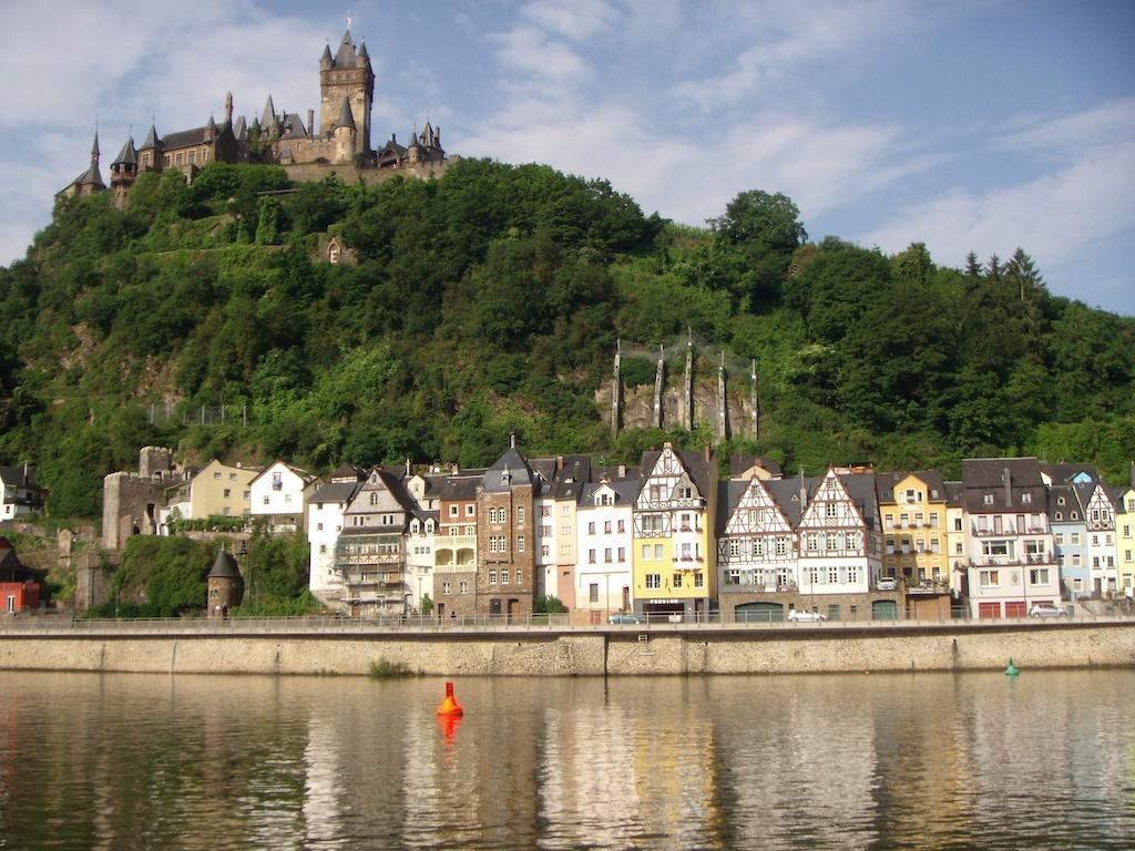 Haus Burgfrieden Cochem Hotel Exterior foto